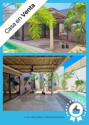 Casa Tiki Tiki en venta de una planta en Cholul Mérida 3 habitaciones y alberca